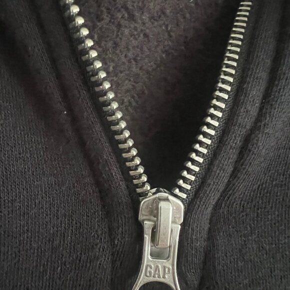 NWOT Gap Half-Zip Pullover, Black, Size Small - Picture 4 of 6